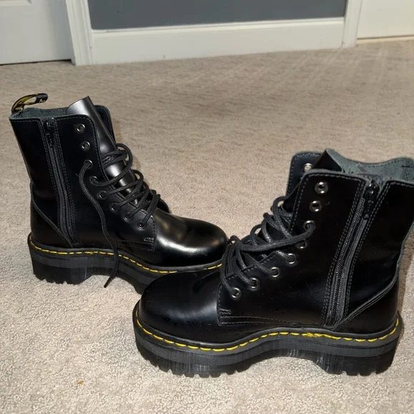 Like new Doc Marten’s black Jadon Boots - Picture 5 of 6